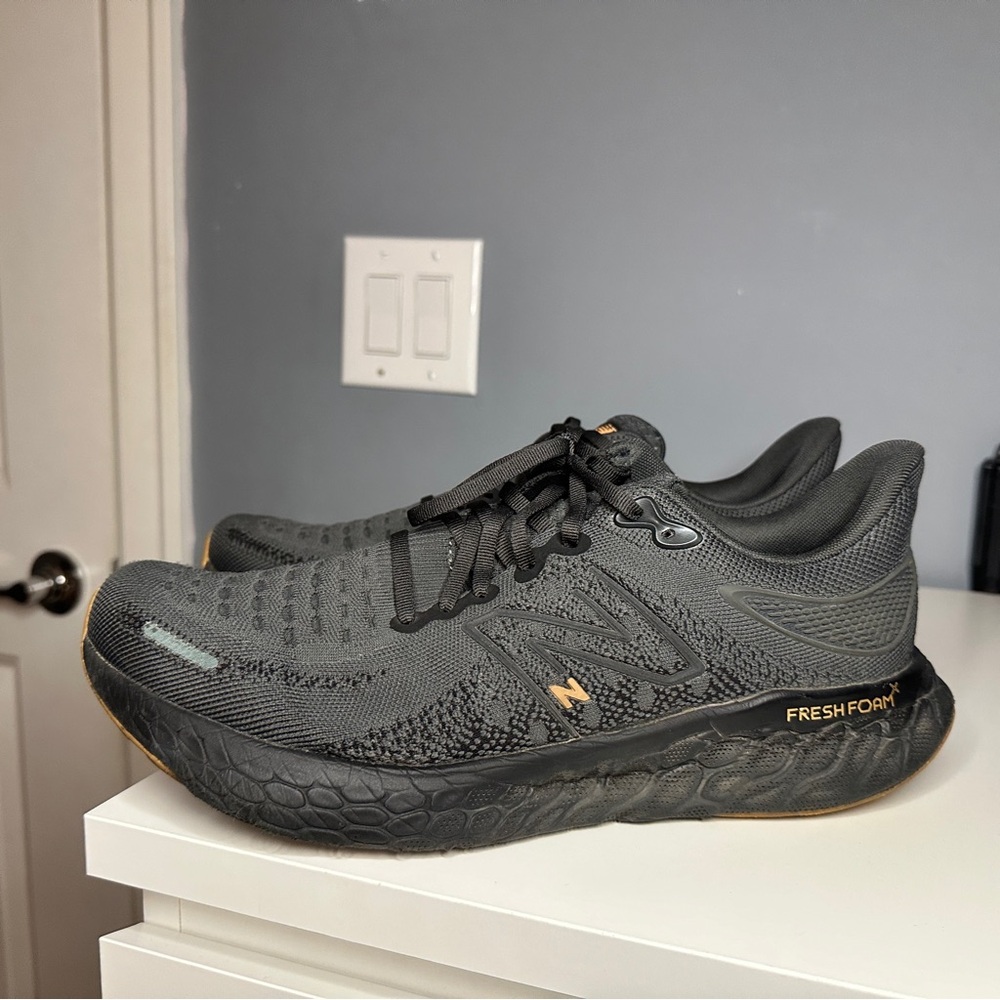 Men’s Size 12 New Balance 1080 Fresh Foam Runners